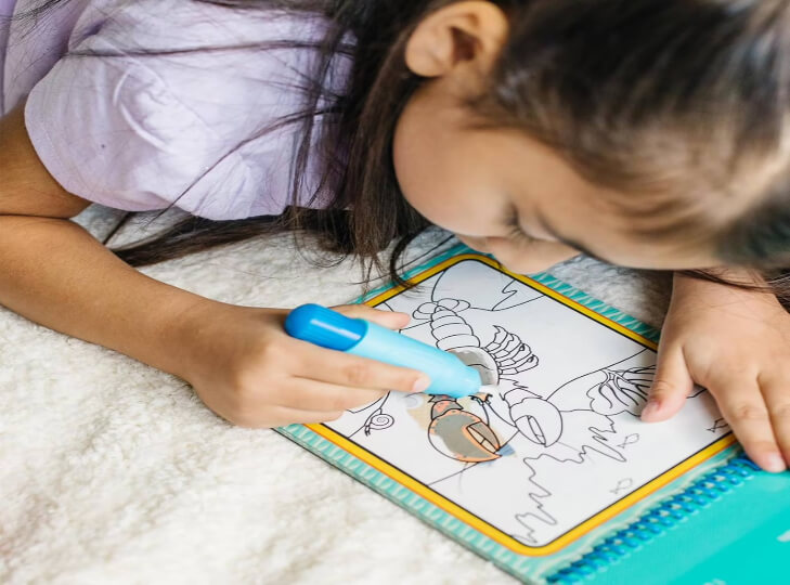 carnet de dessin à l'eau